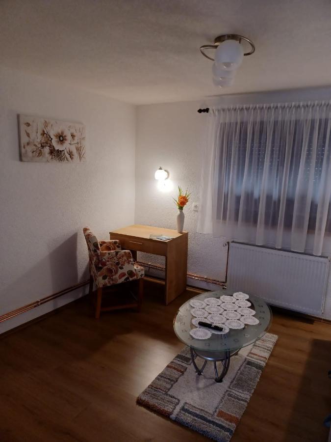 Apartman Soljac Perusic Buitenkant foto